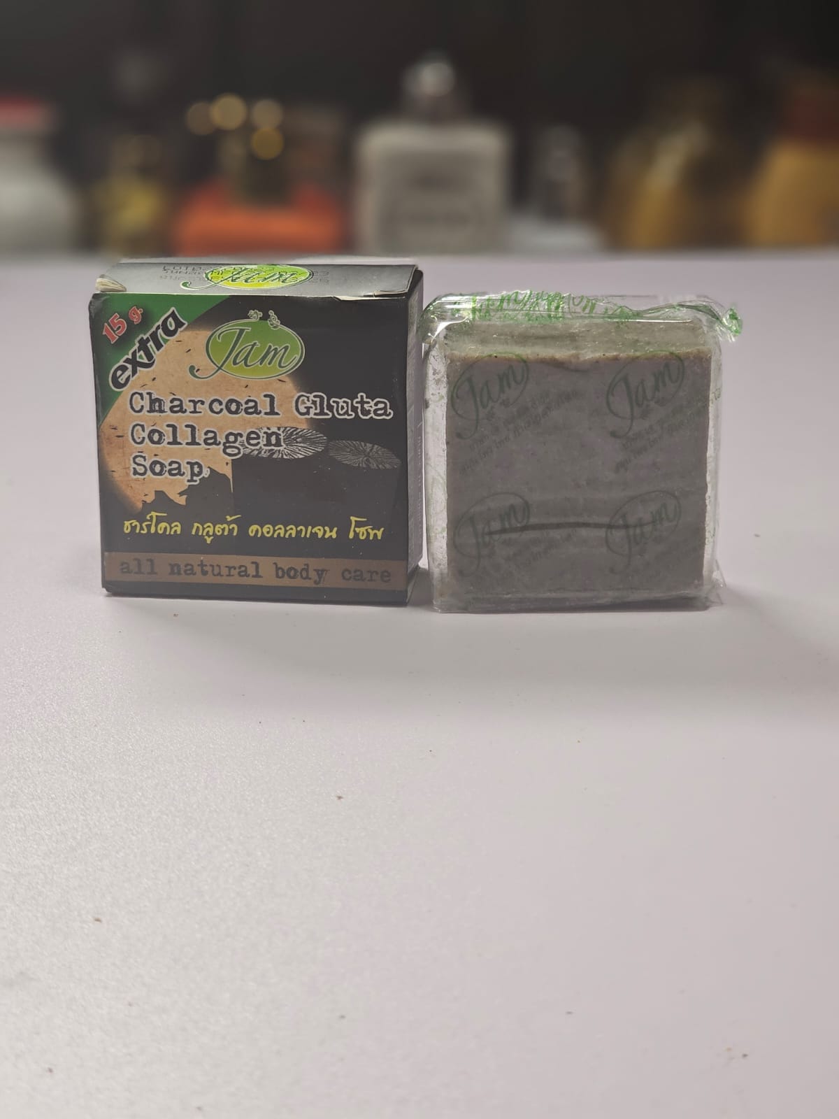 Jam Charcoal Gluta Collagen bar soap